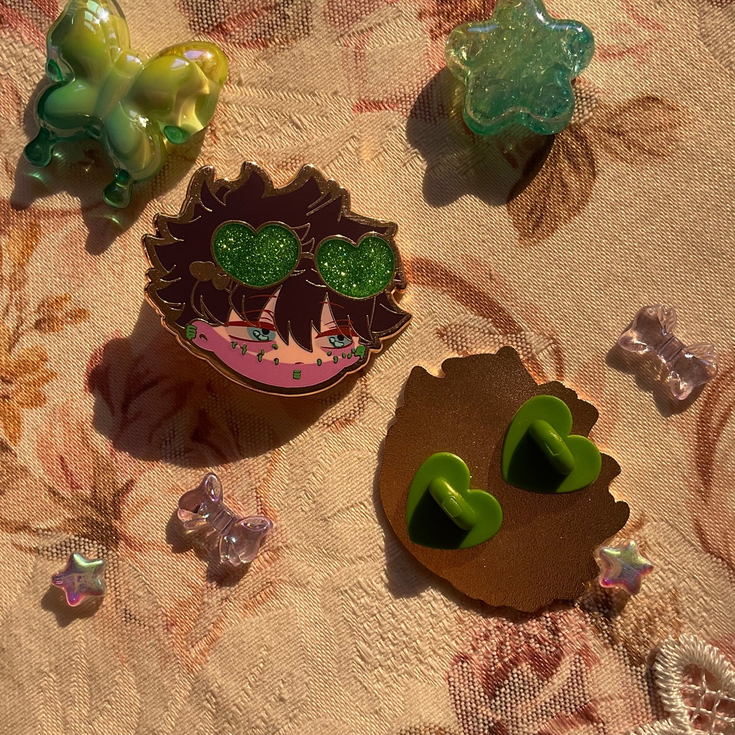 Green touya pin